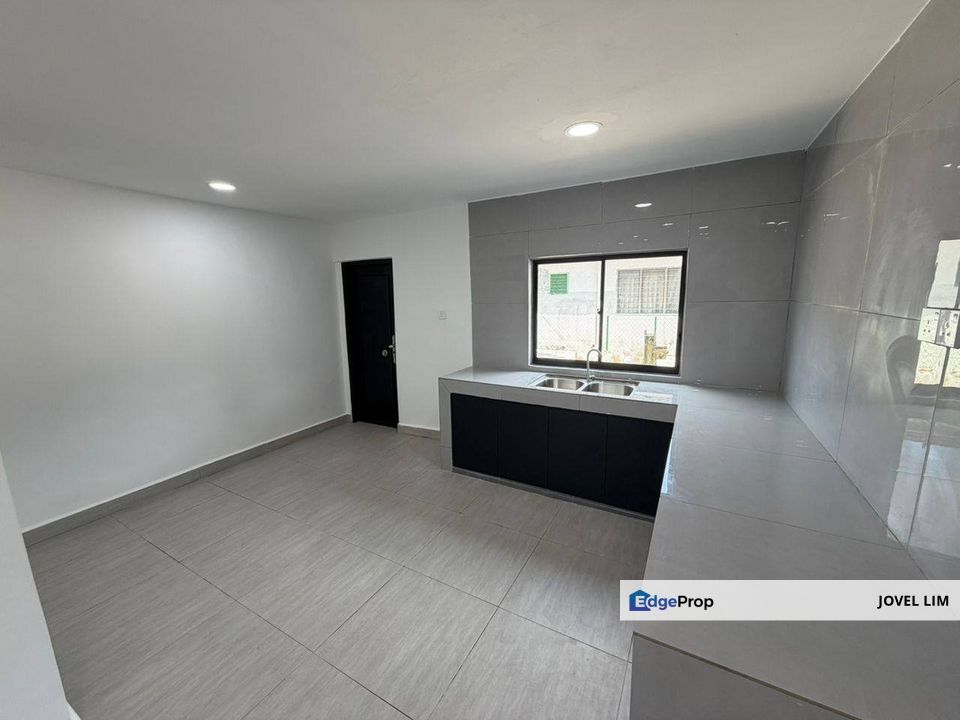 TMN DESA JAYA - 2 STOREY TERRACE HOUSE, Johor, Johor Bahru