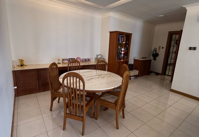 The Straits View, Bandar Baru Permas Jaya