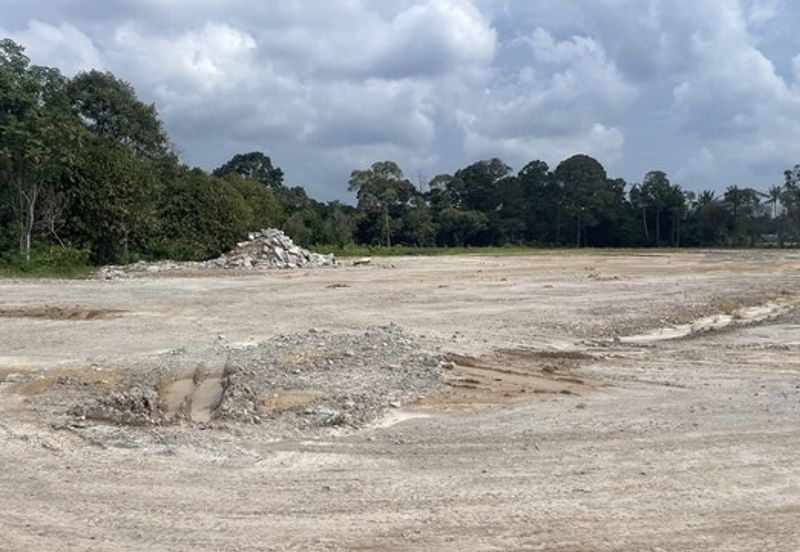 Tanjung Kupang Gelang Patah light industrial land