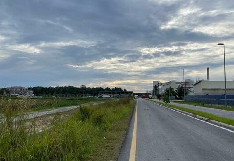Heavy Industrial land located at Jasin