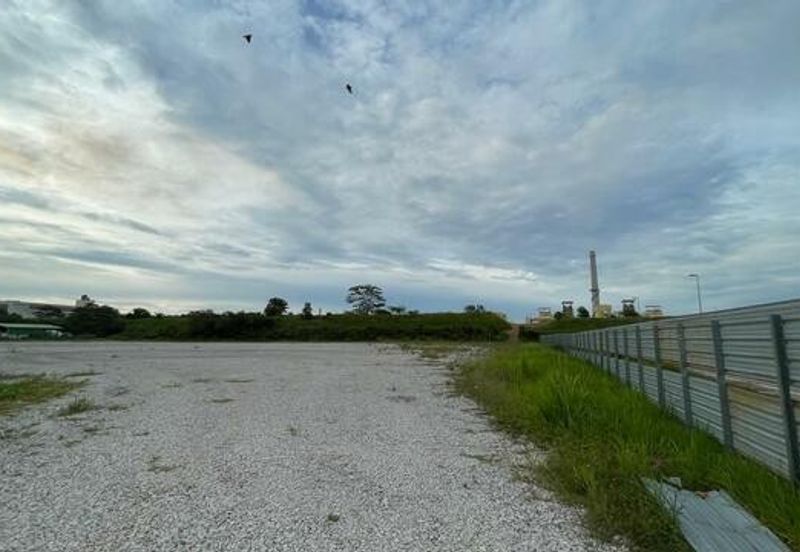 Heavy Industrial land located at Jasin