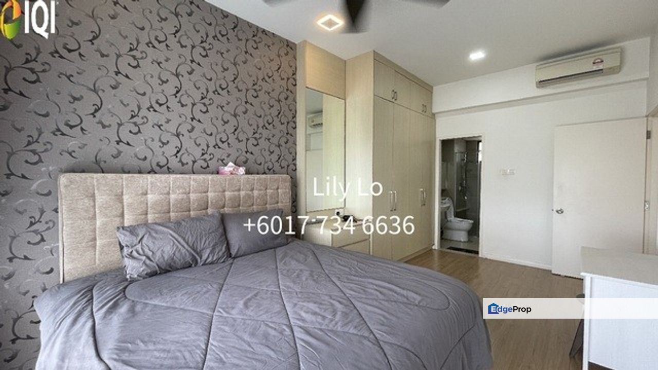 The WaterEdge Residences, , 