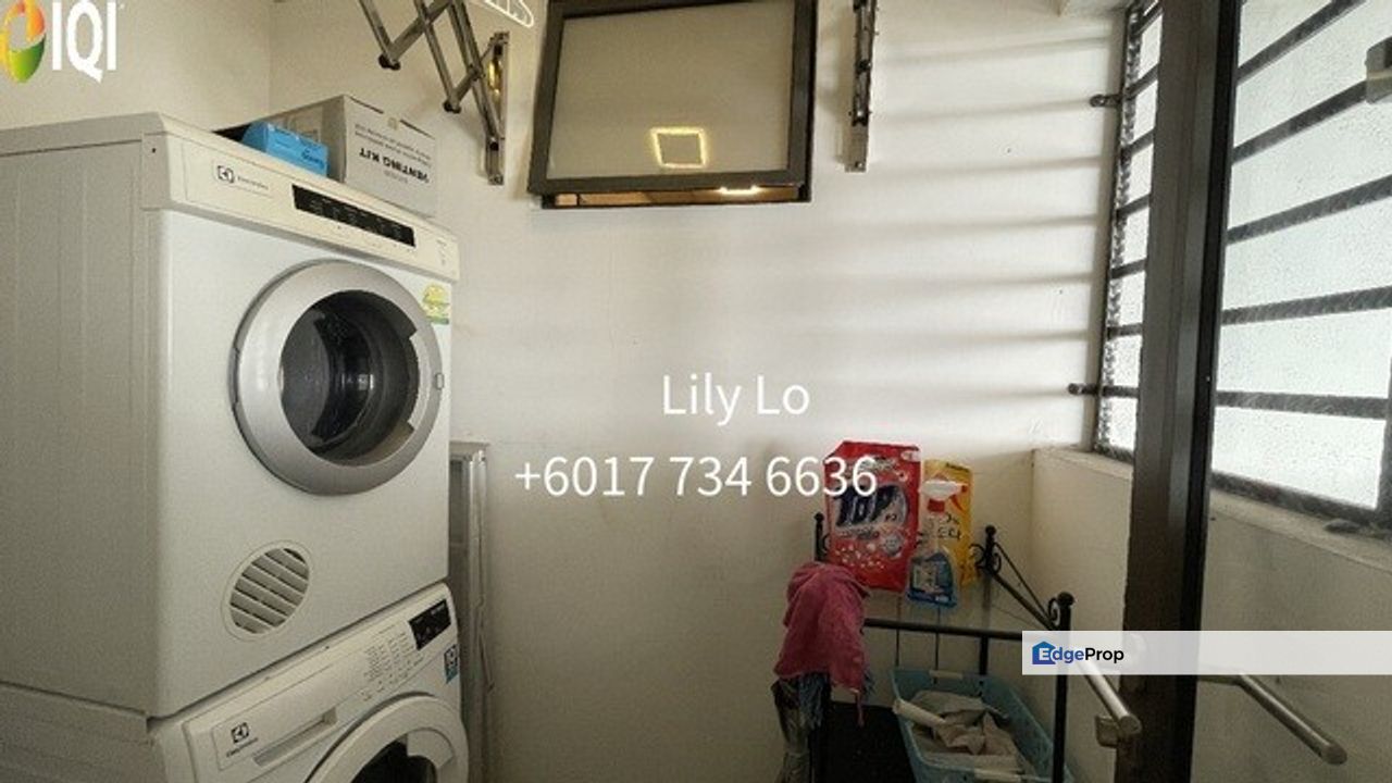 The WaterEdge Residences, , 