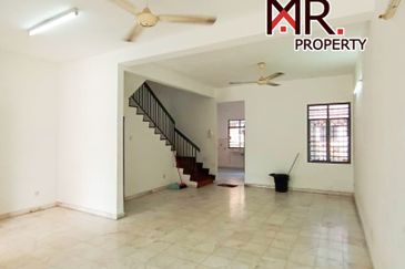 Bandar Laguna Merbok