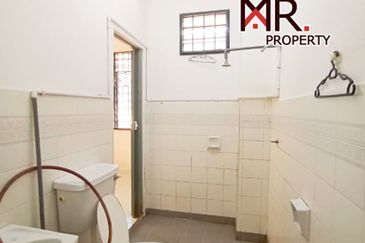 Bandar Laguna Merbok