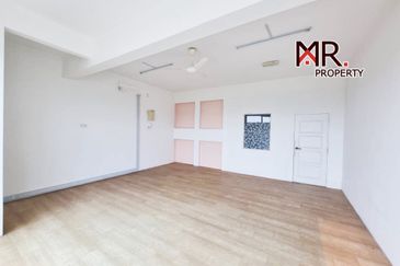 Pusat Perniagaan Perdana