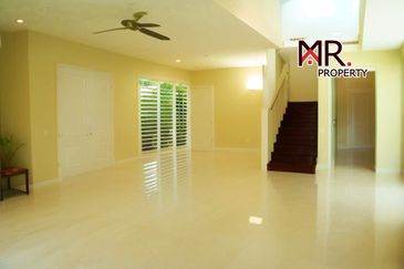 Bandar Laguna Merbok