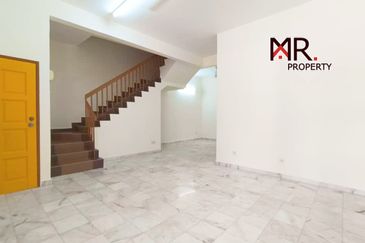 Bandar Laguna Merbok