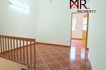 Bandar Laguna Merbok