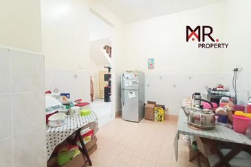 Bandar Laguna Merbok