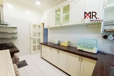 BANDAR AMANJAYA (ZON KENANGA)