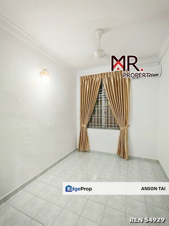 PARTLY FURNISHED 2.5 Storey Semi-D House Taman Semangat FOR RENT, Kedah, Kuala Muda