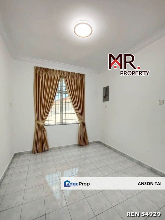 PARTLY FURNISHED 2.5 Storey Semi-D House Taman Semangat FOR RENT, Kedah, Kuala Muda