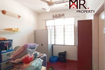 Bandar Laguna Merbok