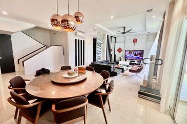 Jalan Seri Tanjung Pinang 