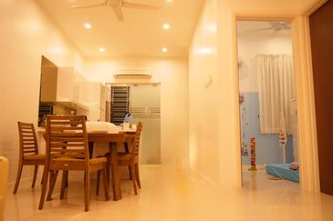 Raffles Residence 199