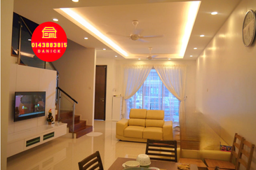 Raffles Residence 199