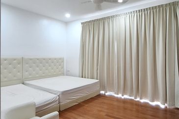 Raffles Residence 199