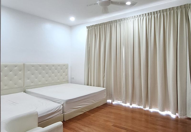 Raffles Residence 199