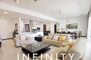 Infinity Beachfront Super Condominium