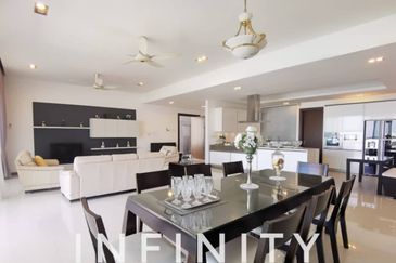 Infinity Beachfront Super Condominium