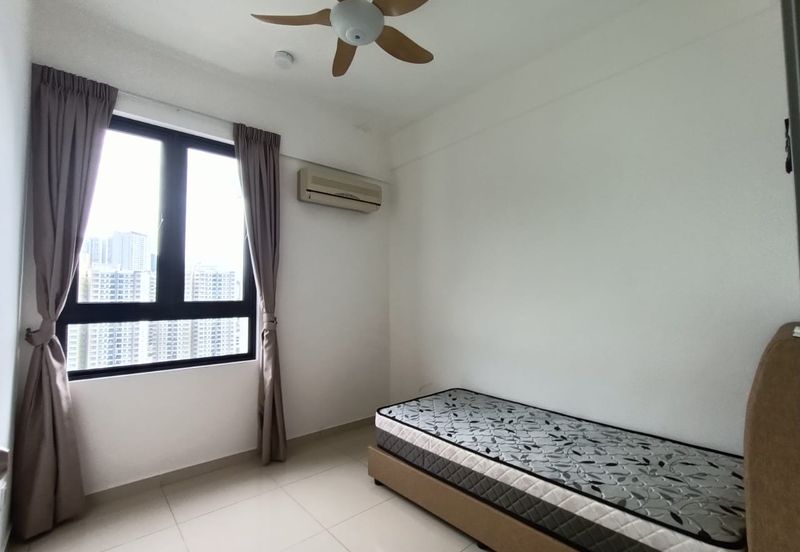 The Golden Triangle 2