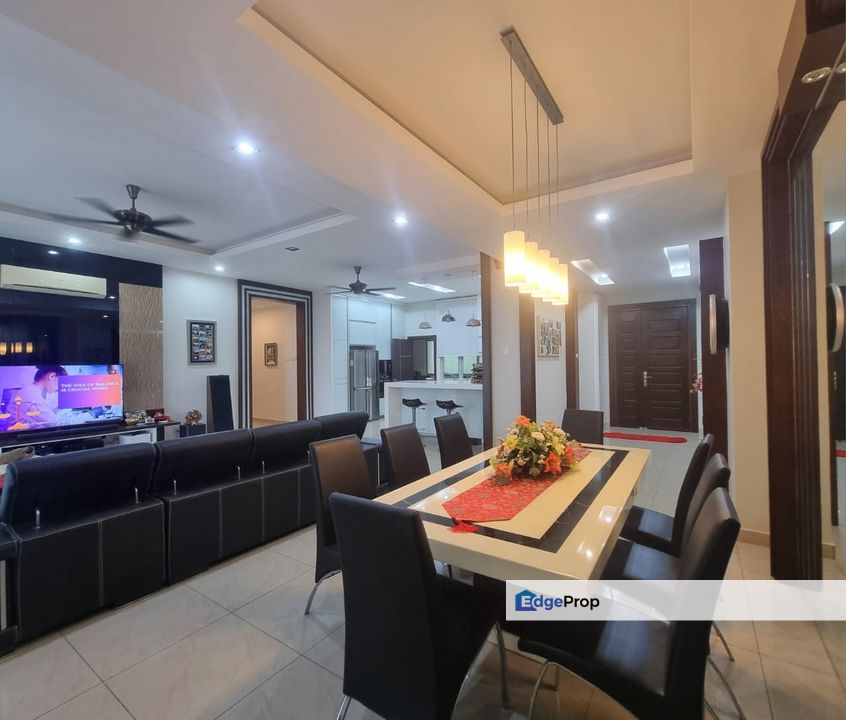 Delima Palace 2600sf Seaview Apartment Located in Island Glades, Penang, Greenlane