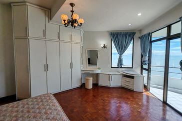 Marina Tower, Ratu Mutiara