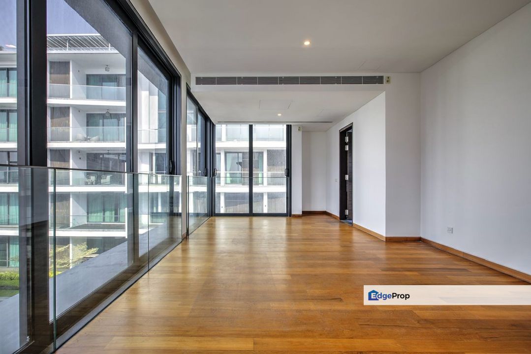 Light Collection Sea Villa Facing Penang Bridge Located in Georgetown , Penang, Gelugor