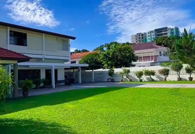 2 Storey Bungalow 12800sf Located in Pulau Tikus, Georgetown
