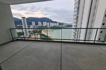 Infinity Beachfront Super Condominium