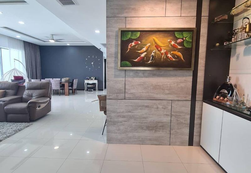 Infinity Beachfront Super Condominium