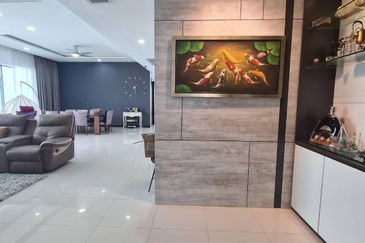 Infinity Beachfront Super Condominium