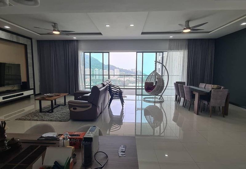 Infinity Beachfront Super Condominium