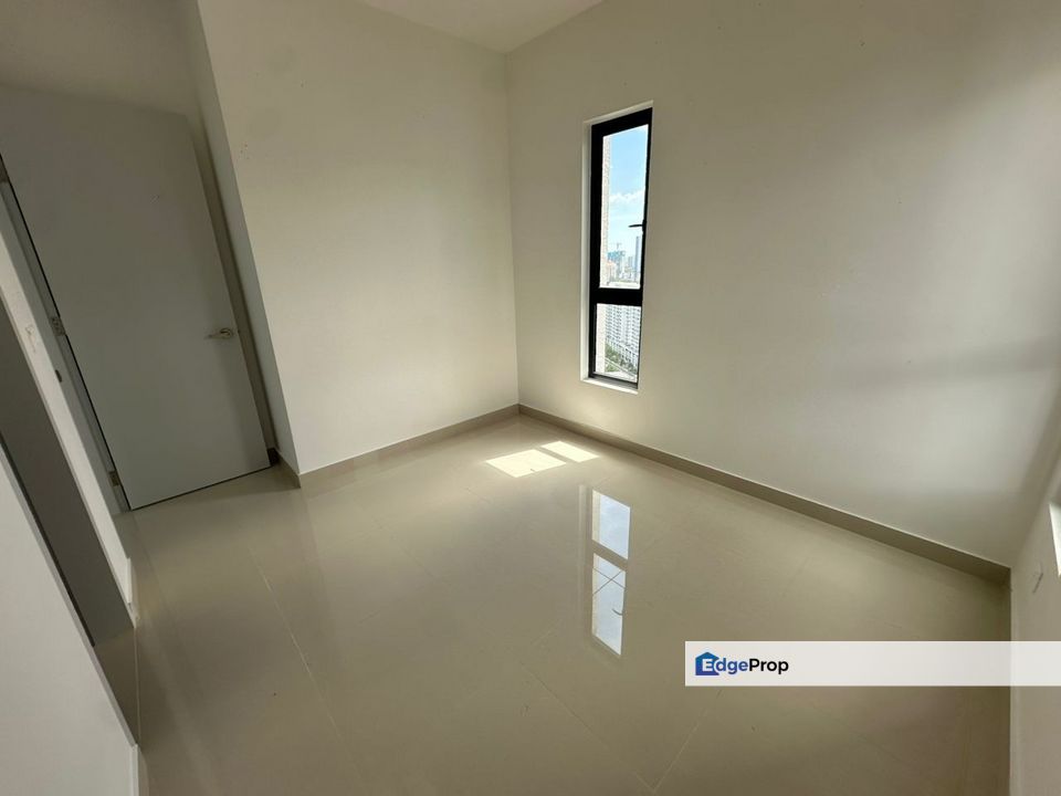 Mezzo Seaview Penang Bridge View 2 Bedroom in Gelugor  Discover your dream home with this stunning 2 bedroom, 2 bathroom condominium available for sal, Penang, Gelugor