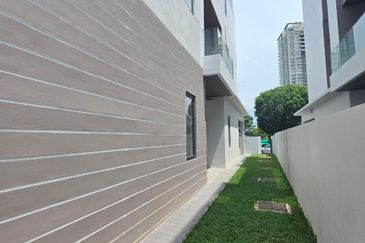 New Project Daisy & Dove Partially Seaviea  Semi-Detached House Tanjung Bungah - Jalan Merbau