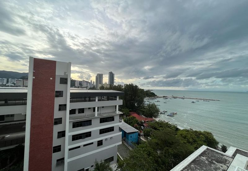 Quayside Seafront Resort Condominium