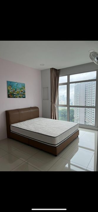 The Peak Residence 1100sf Seaview Condo Located in Tanjong Tokong, Penang, Tanjung Tokong