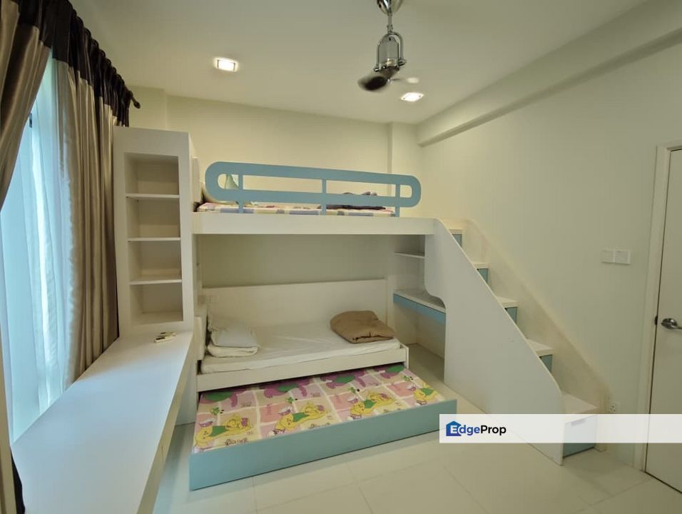 Moonlight Bay 2200sf Condovilla Located in Batu Ferringhi , Penang, Batu Ferringhi