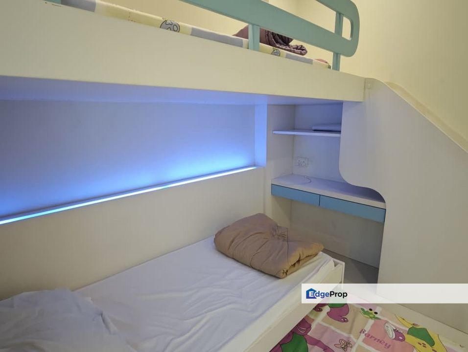 Moonlight Bay 2200sf Condovilla Located in Batu Ferringhi , Penang, Batu Ferringhi