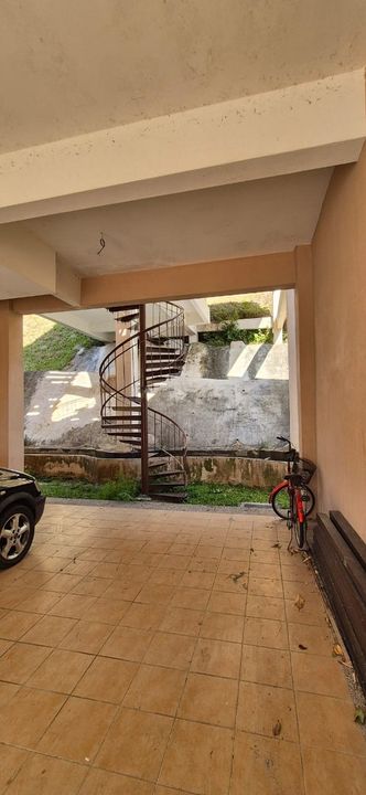 Moonlight Bay 4 Storey Villa Located in Batu Ferringhi, Penang, Batu Ferringhi