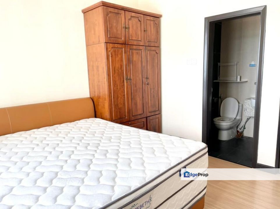 Vertiq 1044sf Seaview Condominium Located in Gelugor, Jelutong  , Penang, Gelugor