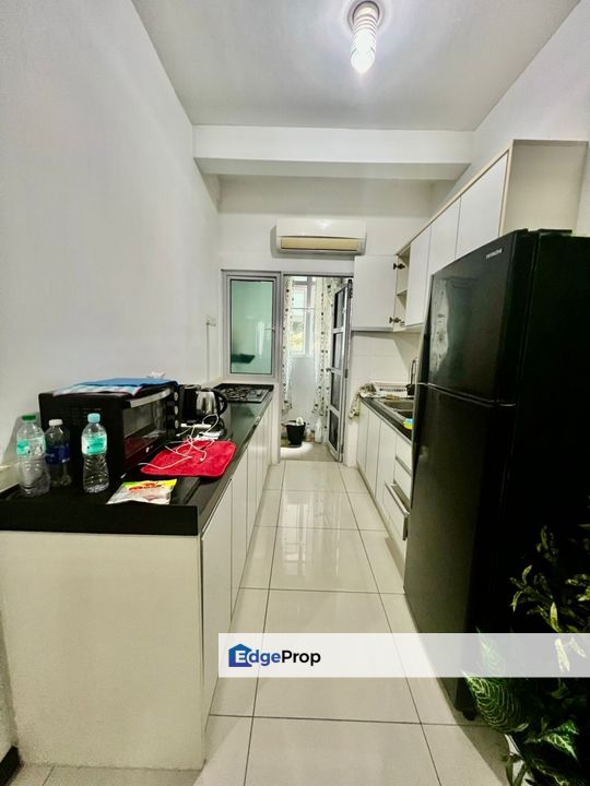 10 Island Resort 1250sf Seaview Condominium Located in Batu Ferringhi (Below Market) , Penang, Batu Ferringhi