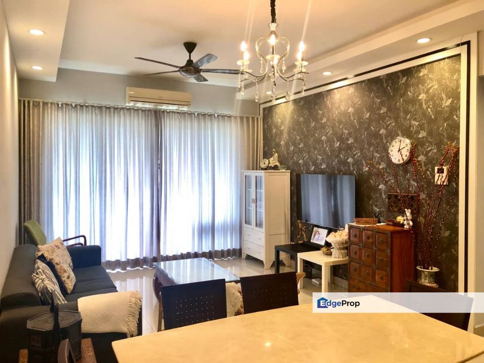 Surin 1307sf Condominium Seaview Located in Tanjung Bungah , Penang, Tanjung Bungah