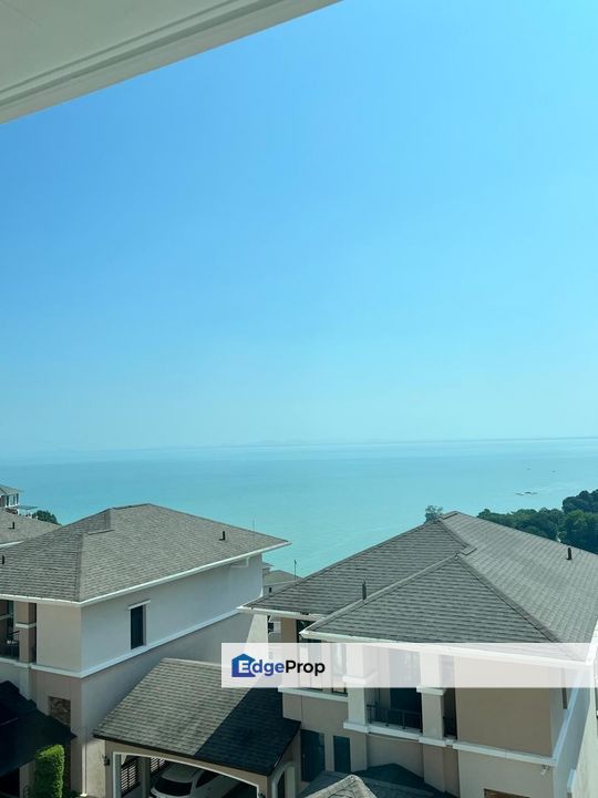 Moonlight Bay 4 Storey Villa with Private Lift Seaview Batu Ferringhi, Penang, Batu Ferringhi