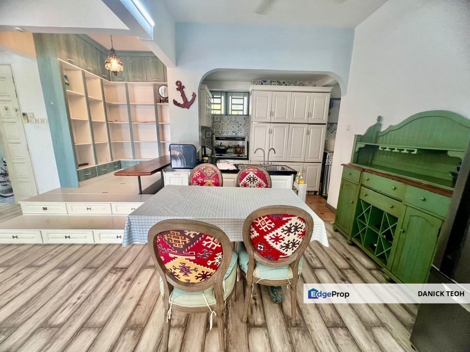 Surin 1307sf  Seaview Located in Tanjung Bungah Batu Ferringhi, Penang, Tanjung Bungah