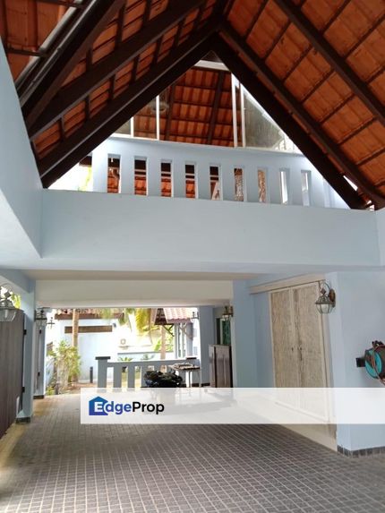 3 Storey Bungalow Ferringhi Villa 8600sf Located in Batu Ferringhi , Penang, Batu Ferringhi