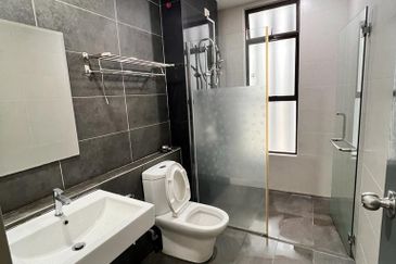 The Canal Garden South, Horizon Hills