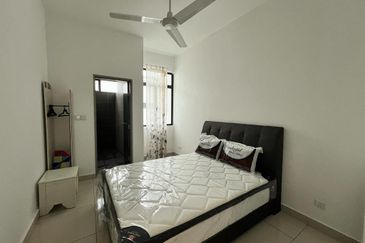 The Canal Garden South, Horizon Hills