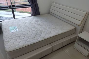 Seri Austin Luxury Apartment